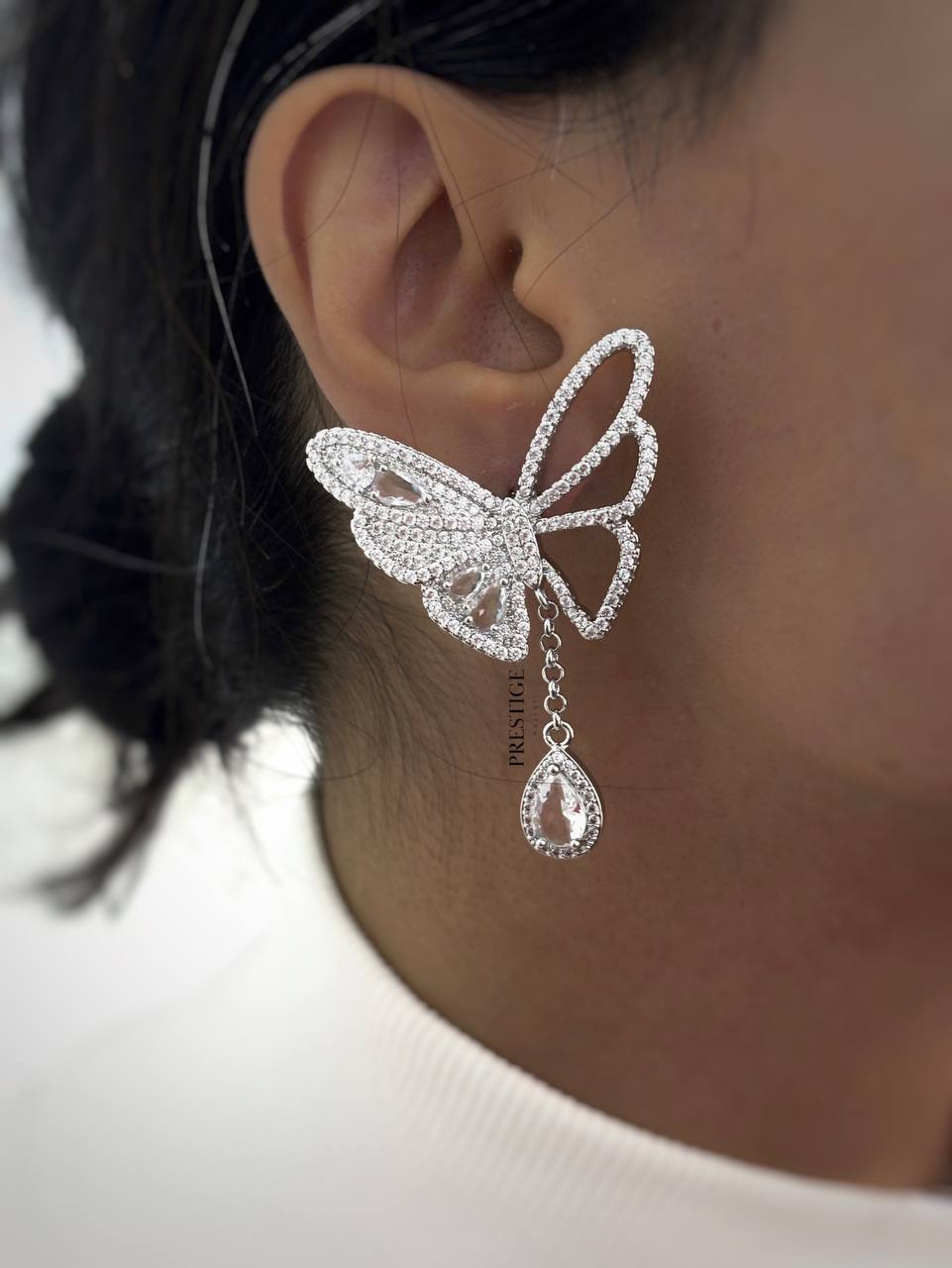 گوشواره جواهری پروانه آویزدار 