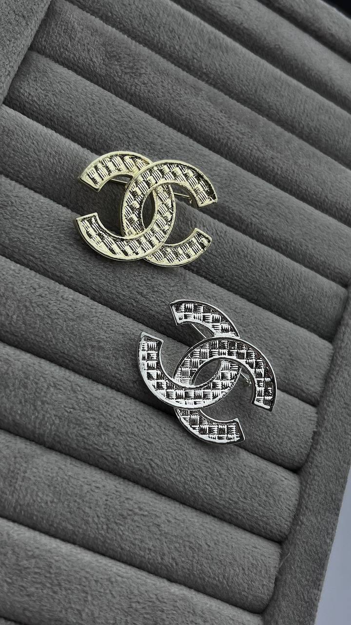 سنجاق سینه Channel