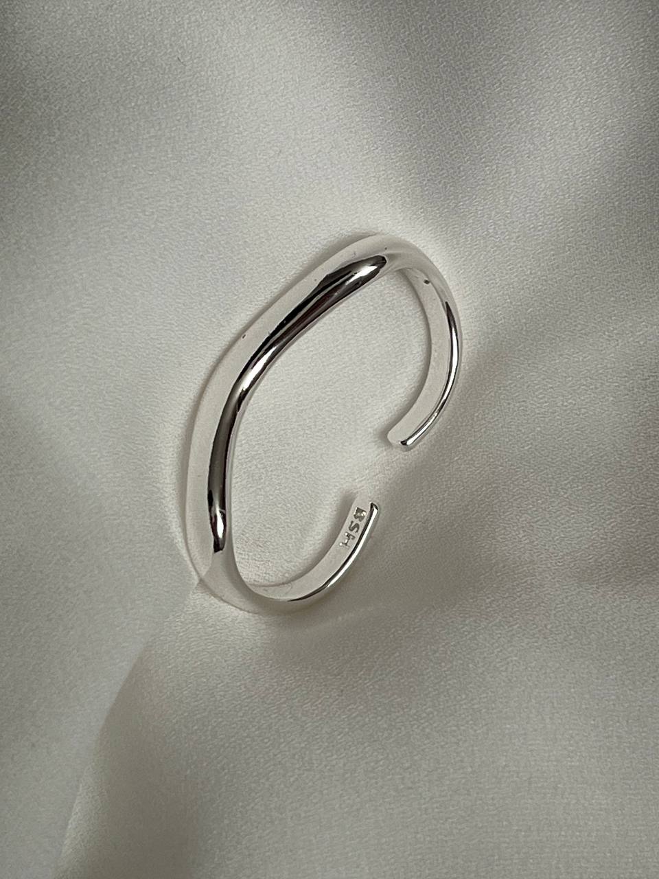 انگشتر مینیمال 