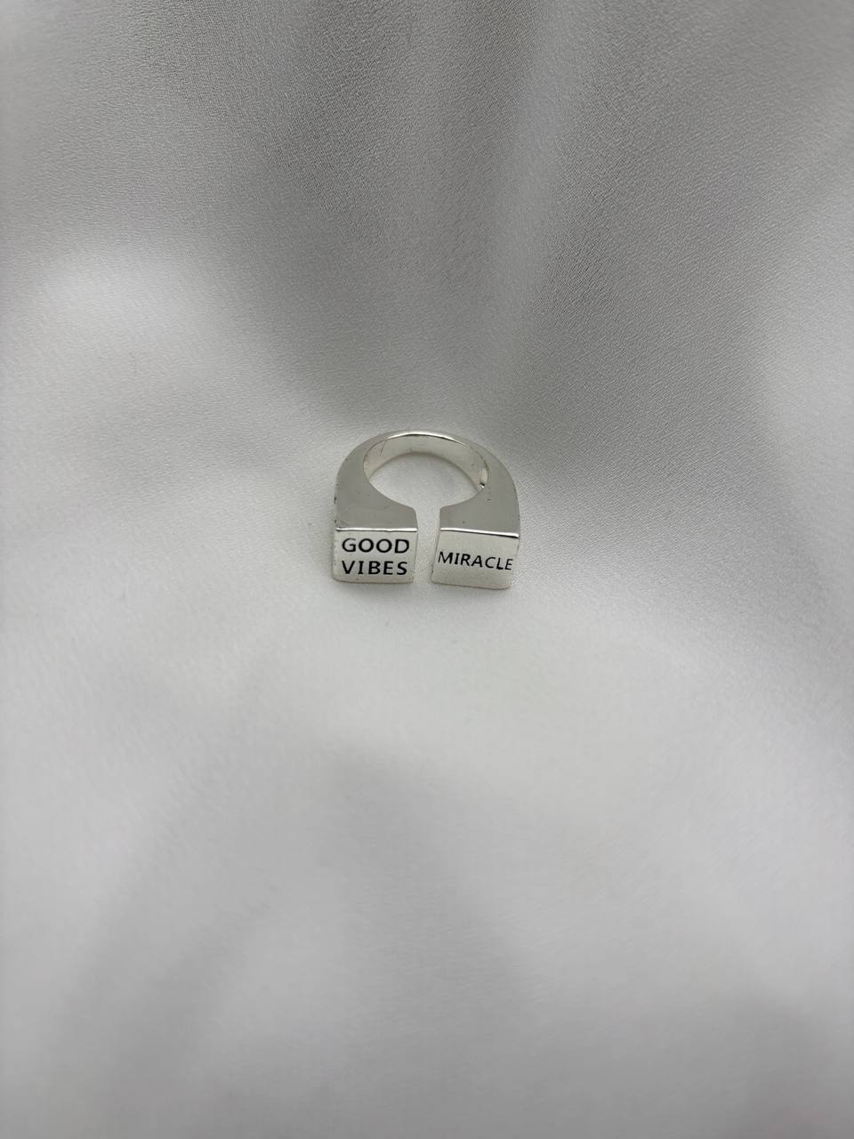 انگشتر Good Vibes
