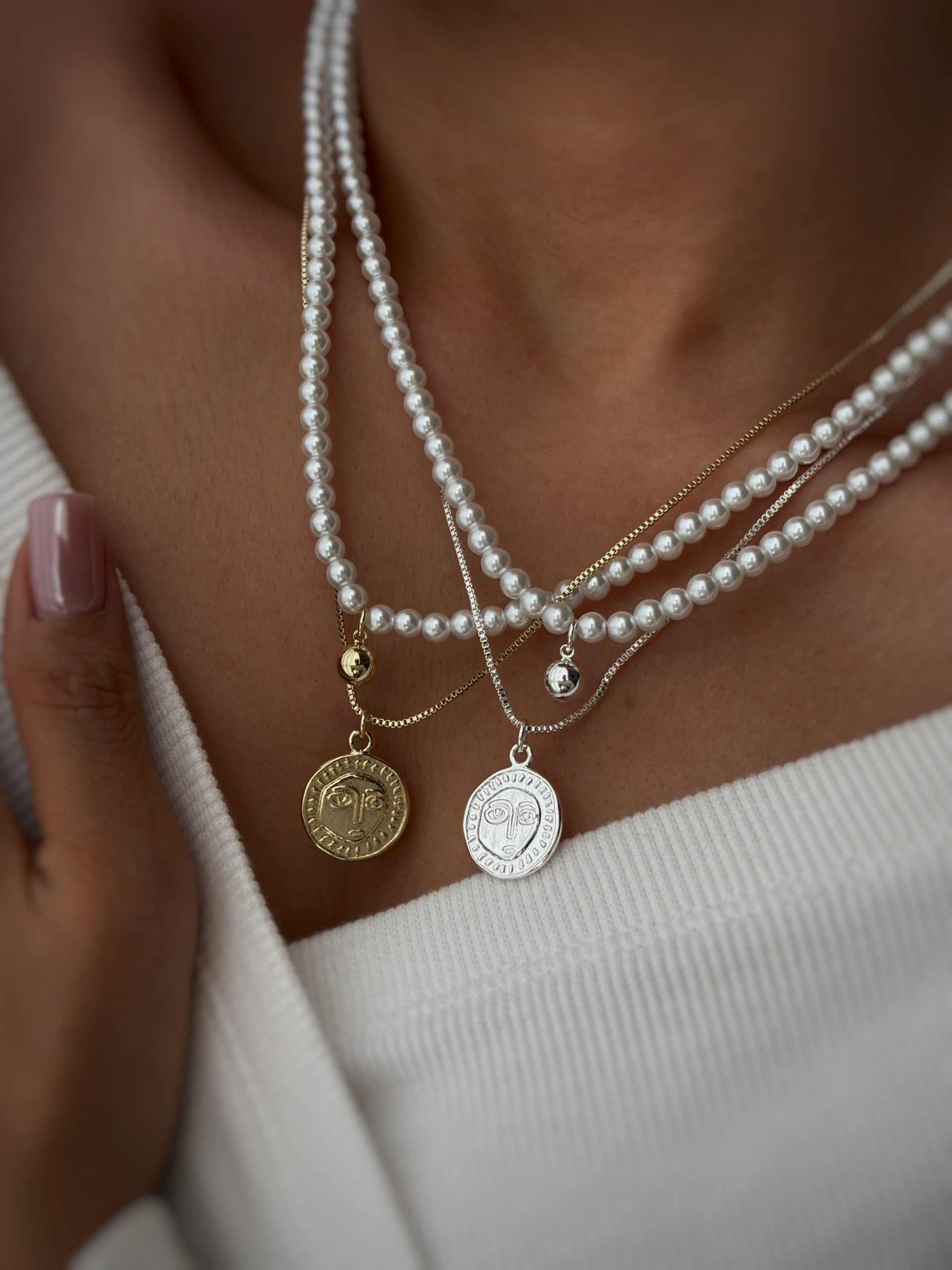 گردنبندهای 2 لاین مرواریدی با پلاک صورت