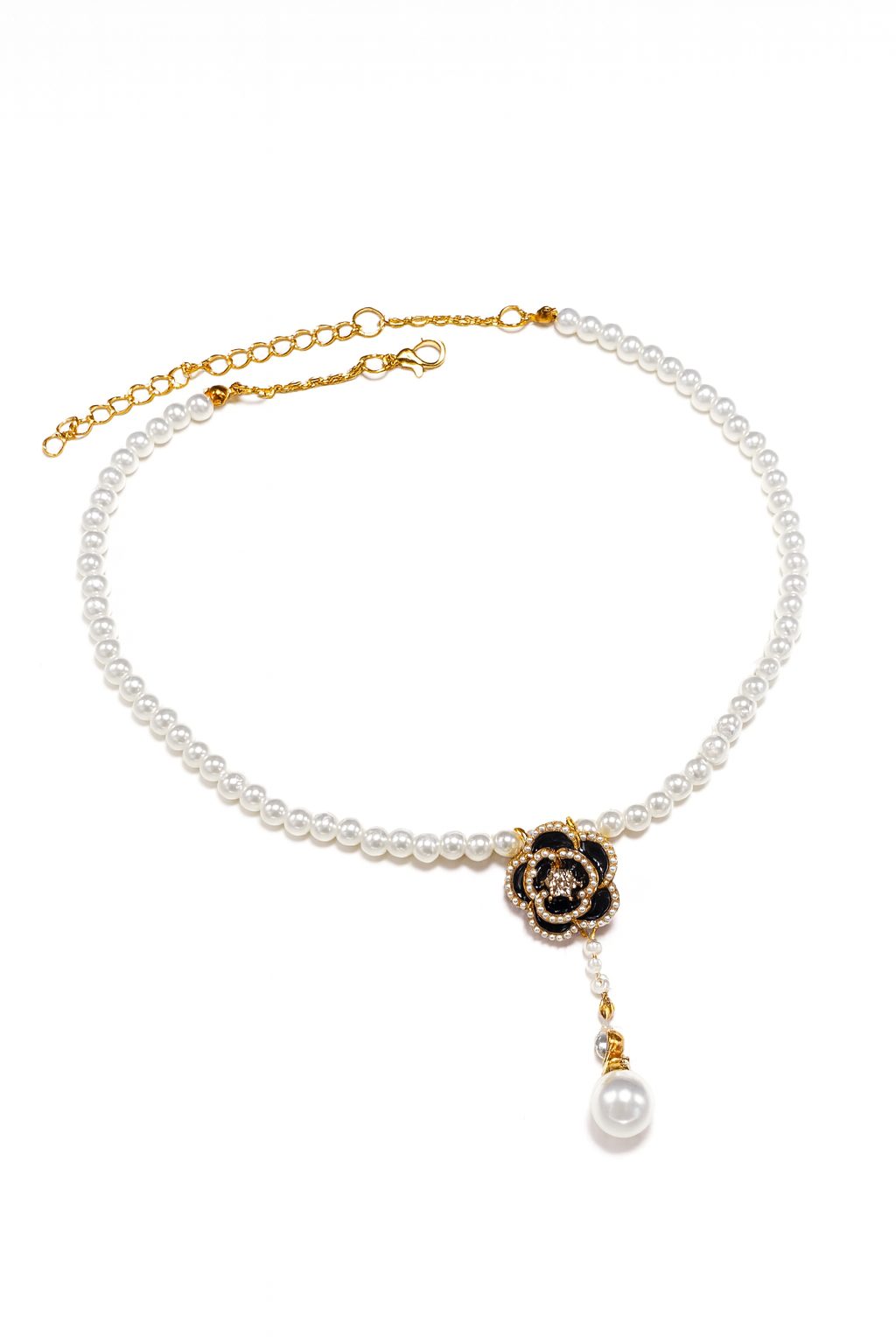 گردنبند گل مرواریدی